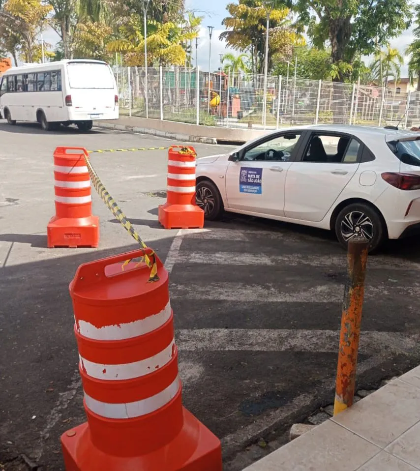 Secretária de Obras explica remoção de ambulantes de praças e defende ordenamento urbano