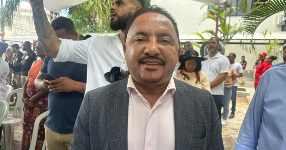 Presidente da Juazeirense volta a alfinetar Fábio Mota após jogo contra o Vitória: “Venceu depois de muito choro”