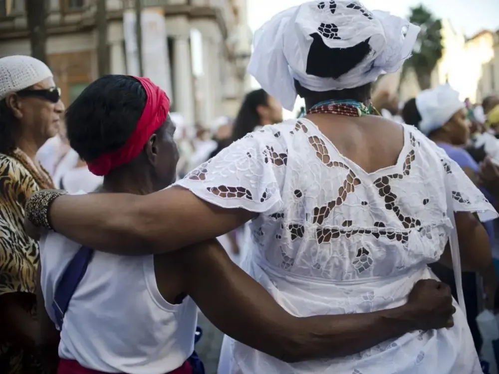 Casos de intolerância religiosa aumentam 66% em 2024, revela Ministério