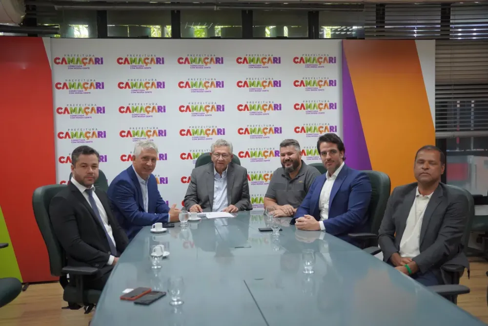 Camaçari pode ganhar fábrica de vidro solar de empresa canandense