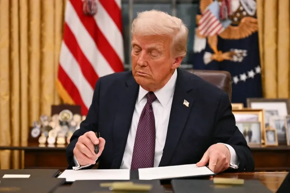 Trump lança campanha de deportação em massa de migrantes irregulares