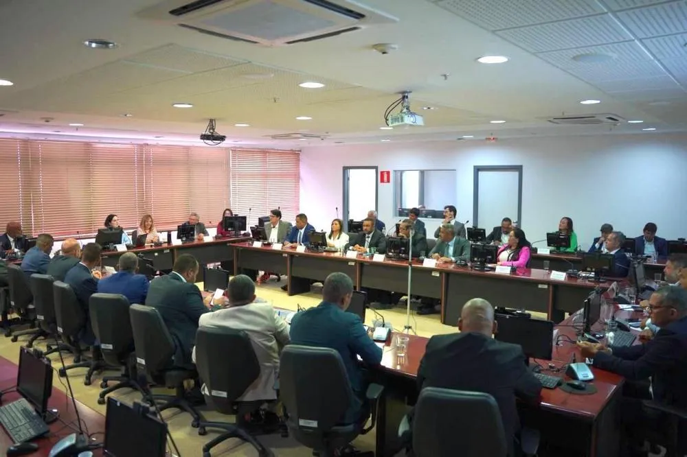 Camaçari adotará esquema emergencial de transporte público