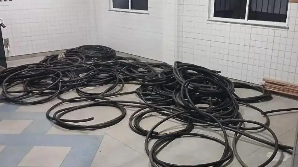 Polícia recupera 35 rolos de fios de cobre furtados no Polo Industrial de Camaçari 