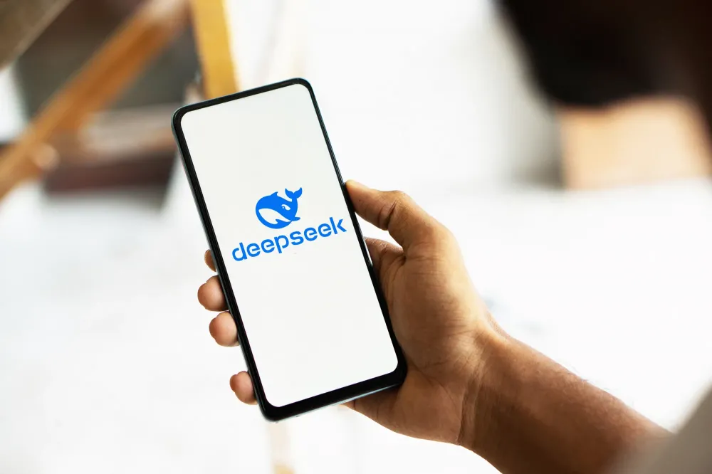 O que é DeepSeek? Entenda IA chinesa que ultrapassou Open IA e Meta