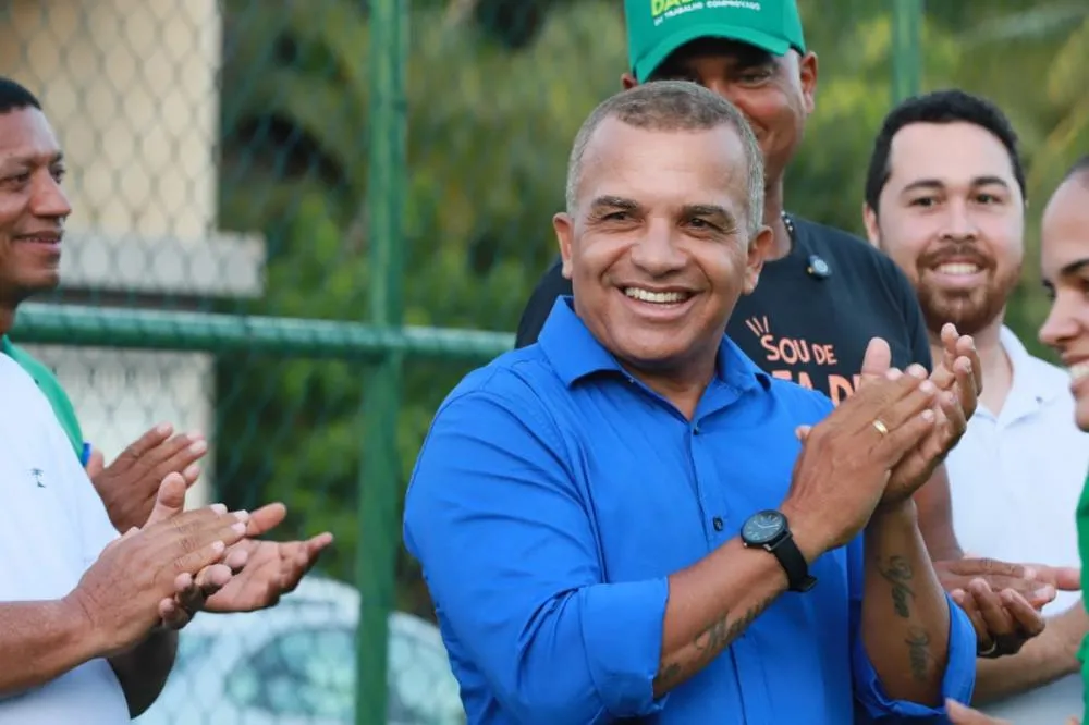 Prefeitura inaugura campo de grama sintética em Campinas
