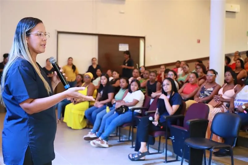 Curso de formação qualifica profissionais de apoio escolar em Mata de São João