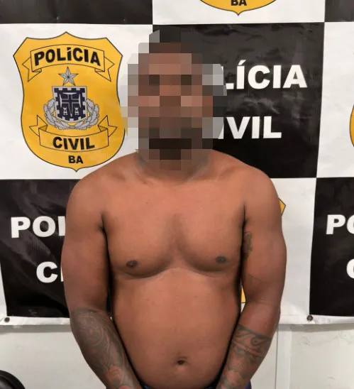 Homem com dois mandados de prisão por homicídio é preso no litoral de Mata de São João