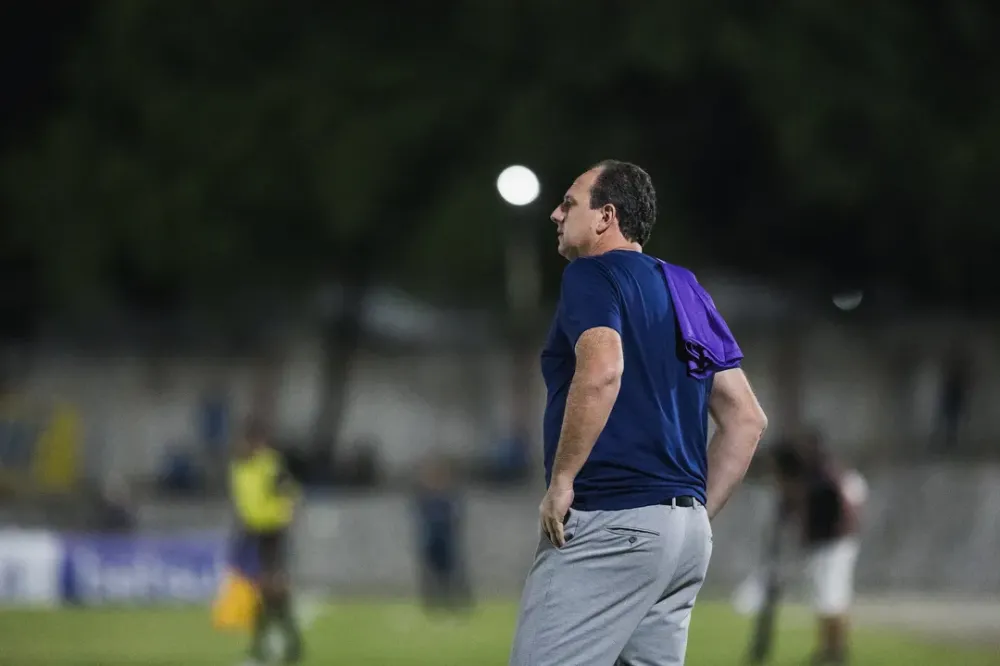 De olho na Libertadores, Ceni garante: “Vamos chegar em cima do jogo”