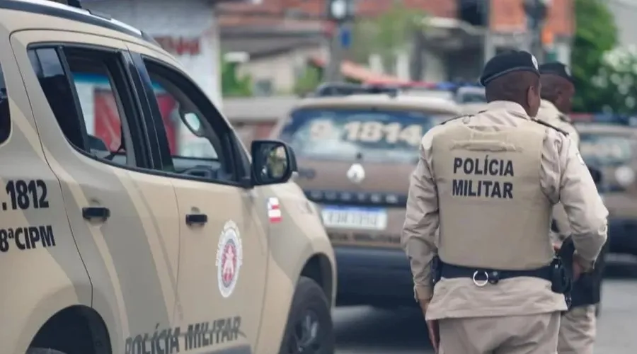 PMs são presos por roubo a torcedor do Vitória no dia do Ba-Vi