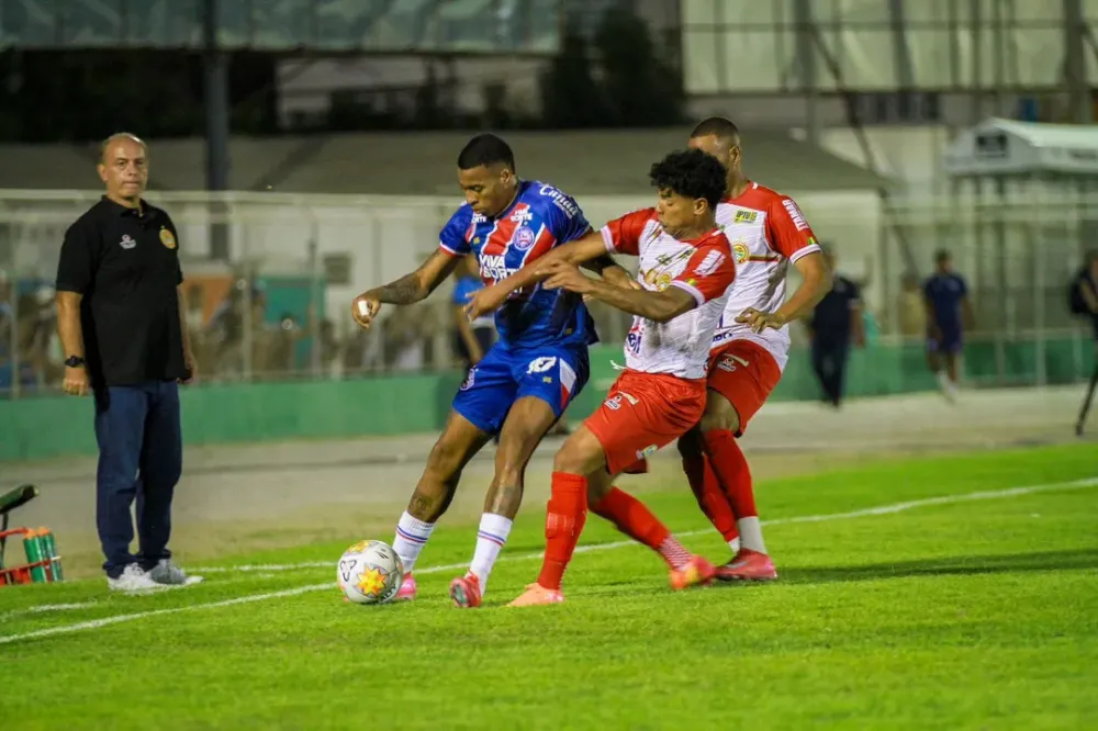 Em jogo ruim, Bahia empata com a Juazeirense pelo Nordestão