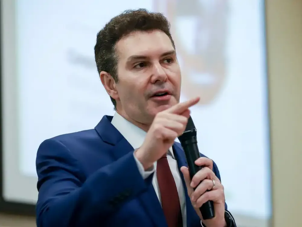 Ministro das Cidades visita Camaçari nesta segunda e anuncia R$ 60 milhões para moradias
