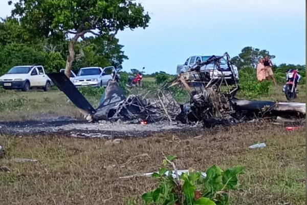 Queda de avião de pequeno porte mata uma pessoa em Prado