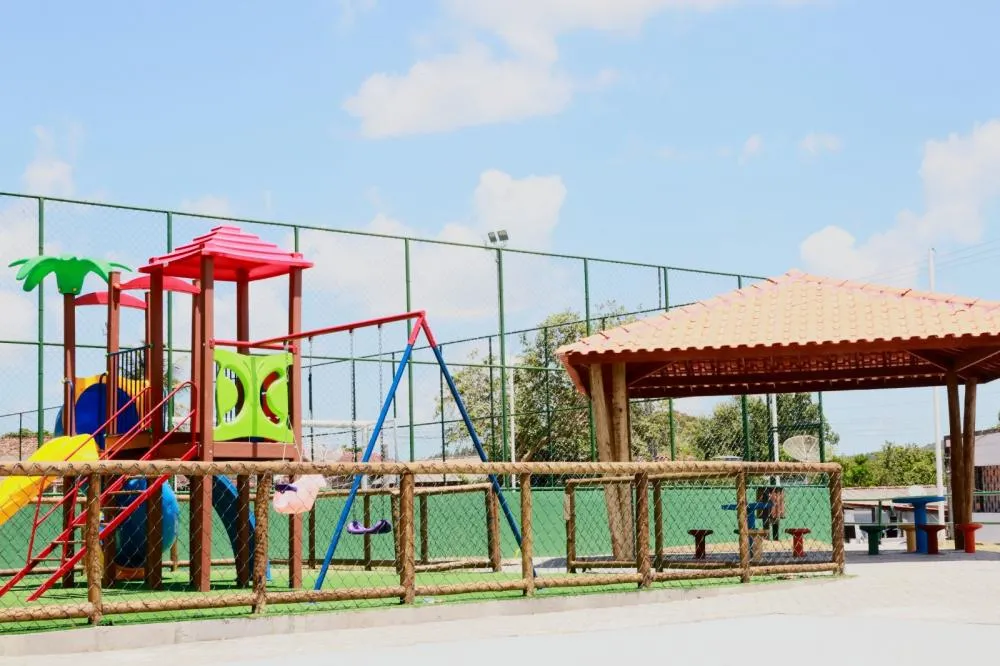Prefeitura inaugura novo Campo e Praça da Rua da Paz nesta quinta (13)