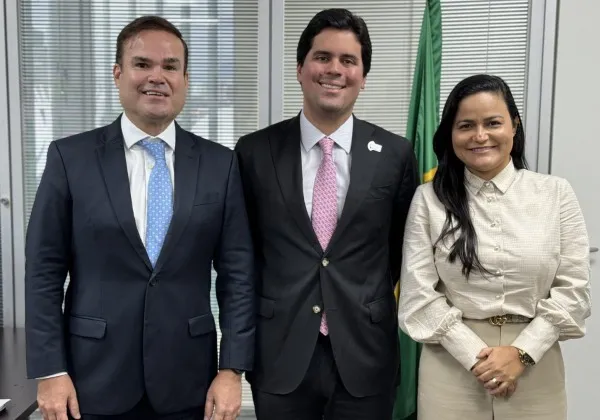 Débora Regis viabiliza R$ 5 milhões para revitalizar equipamentos esportivos