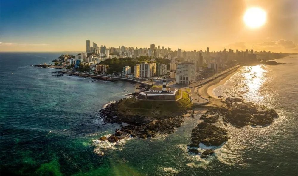 Salvador tem 20 praias impróprias para banho neste fim de semana, diz Inema