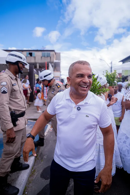 Prefeito Bira e vice Paulo Bolinha prestigiam Lavagem do Bonfim 