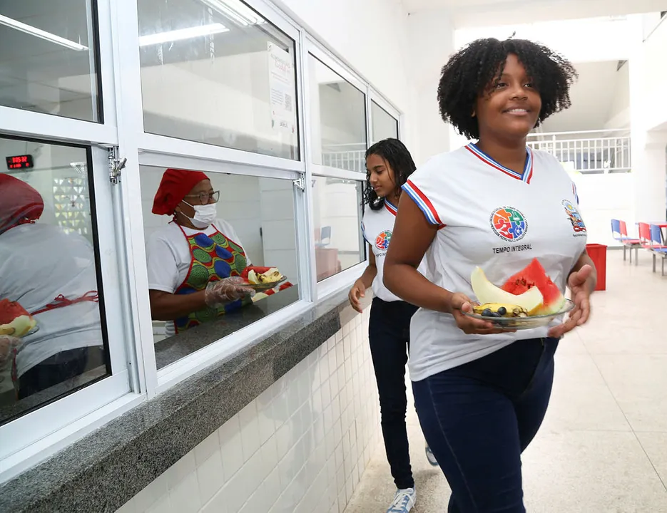 Escolas da rede estadual devem limitar o consumo de processados e ultraprocessados