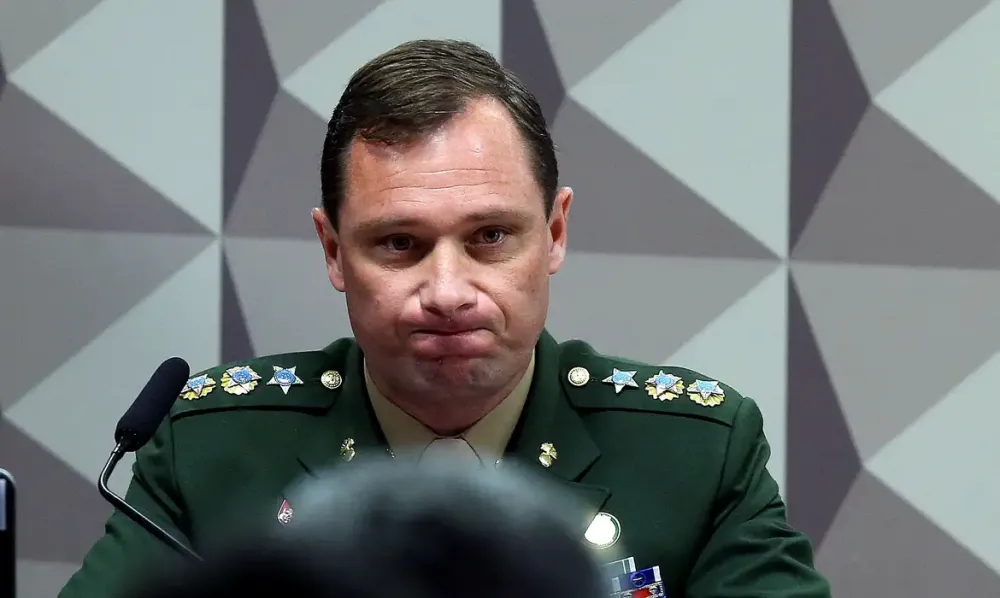 Moraes derruba sigilo de delação de Mauro Cid