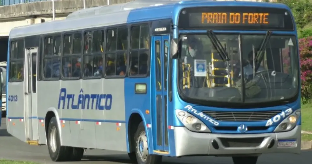 Sindicato paralisa linhas do Litoral Norte para cobrar readmissão de colega e pagamento de salários