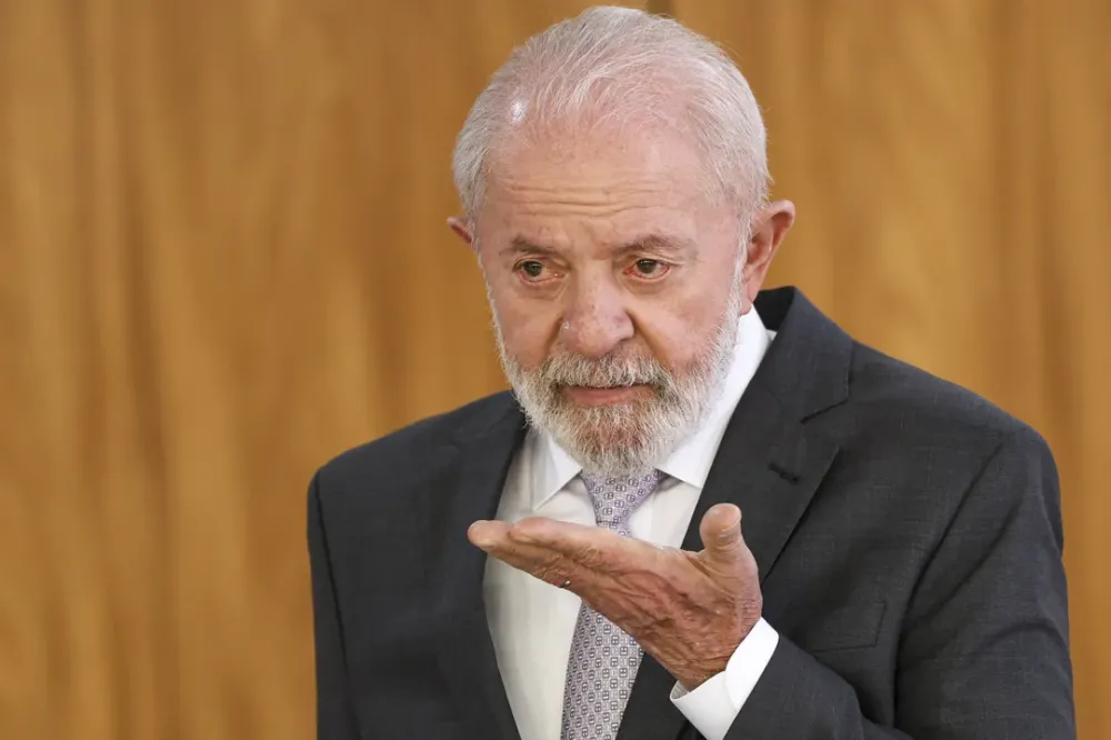 Lula quebra silêncio sobre denúncias da PGR contra Bolsonaro