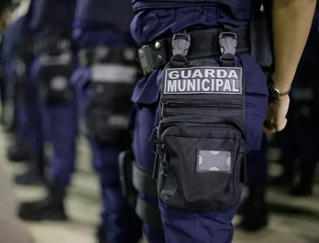 STF decide que guarda municipal pode fazer policiamento ostensivo