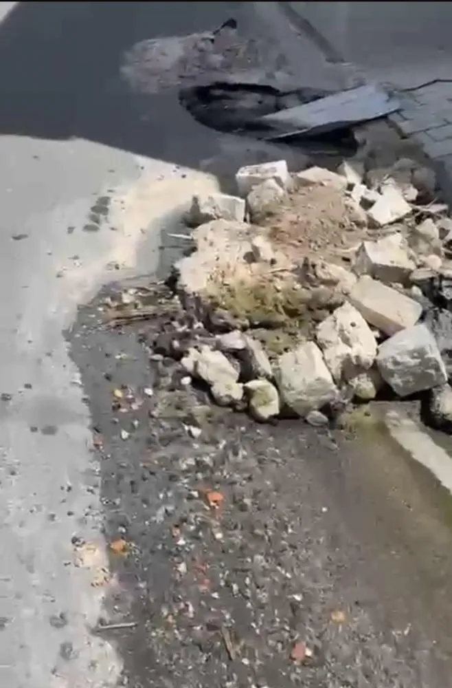 Moradores denunciam vazamento de esgoto no bairro do Diamante