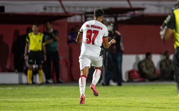 Vitória derrota o Atlético de Alagoinhas e confirma a liderança no Baianão
