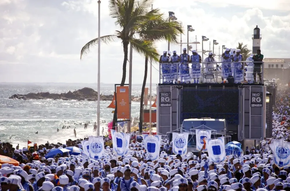 MP-BA investiga Filhos de Gandhy após veto a homens trans no Carnaval