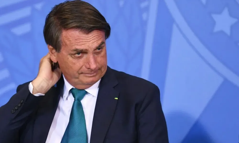 Bolsonaro diz que 8 de janeiro foi “armado pela esquerda”, mas defende acusados: “pobres coitados”