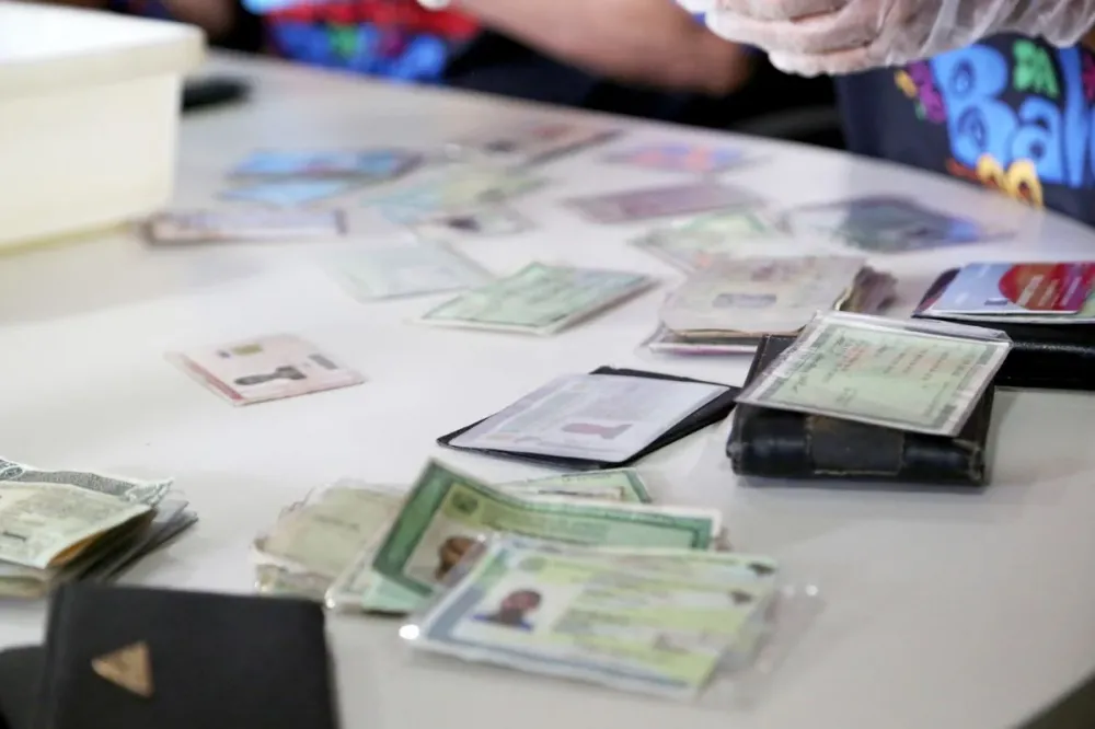 Confira onde buscar documentos perdidos no Carnaval a partir desta quinta