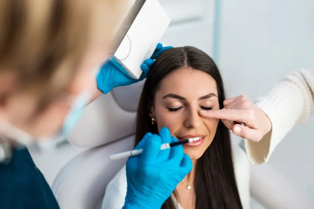 Dentistas vão ter permissão para fazer cirurgias plásticas faciais