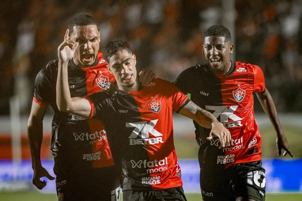 Vitória volta a jogar no Barradão e amplia invencibilidade para 21 jogos