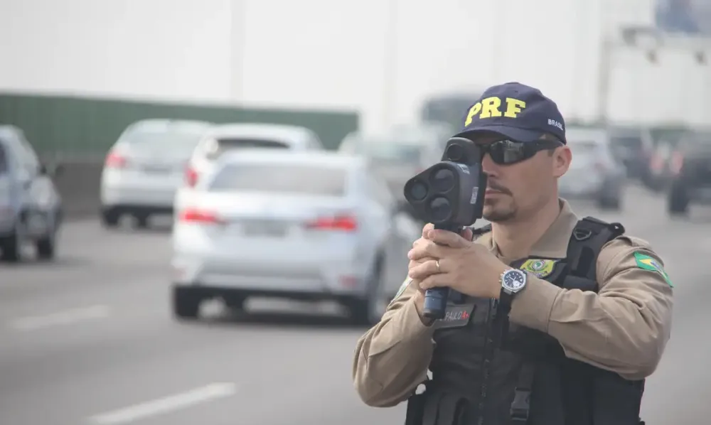 PRF registra queda pelo 2° ano seguido em acidentes e óbitos em estradas federais na Bahia 