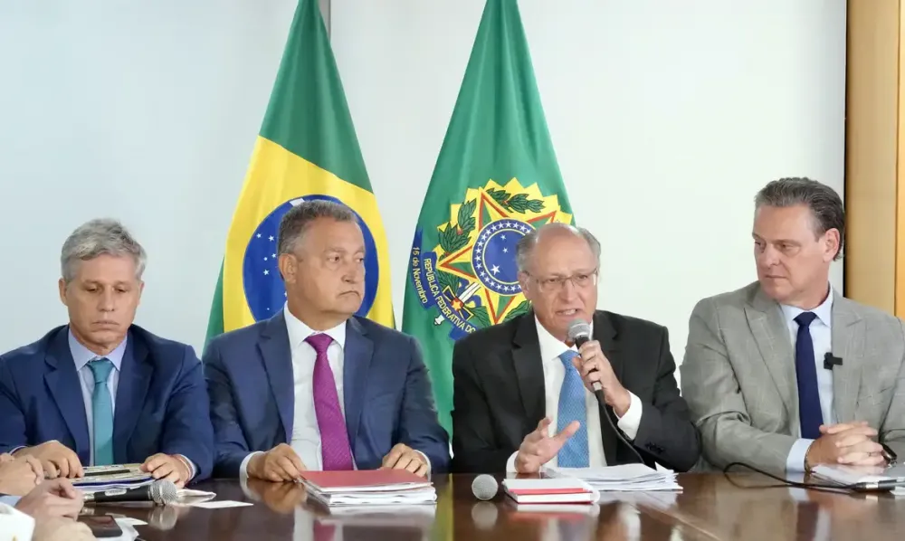 Itens da cesta básica, entre eles café e carne, terão impostos zerados, anuncia governo
