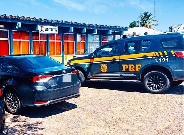 Homem troca terreno na praia por Corolla blindado e é preso em Simões Filho