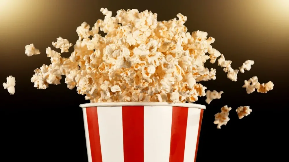 Cinemark vai encher de pipoca qualquer balde de até 10L por R$19; veja regras