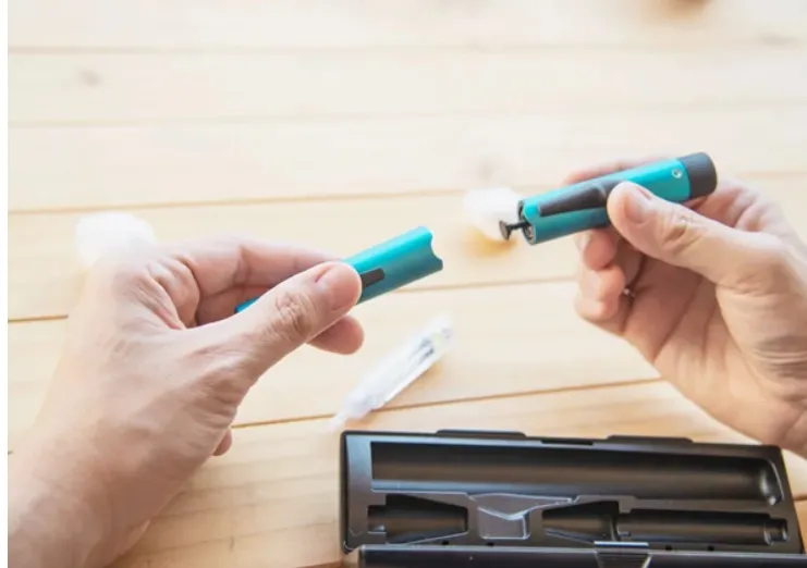 Anvisa aprova 1ª insulina semanal para tratamento de diabetes tipo 1 e 2 no Brasil
