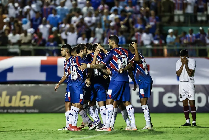 Bahia goleia Jacuipense e se garante na final do Campeonato Baiano