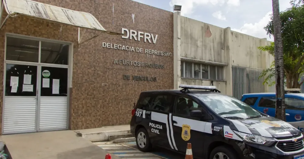 Avó e neto são libertados após serem tomados como reféns em Lauro de Freitas