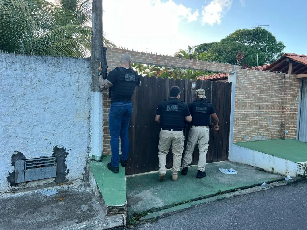 Polícia Civil deflagra duas operações simultâneas contra grupos criminosos na Linha Verde