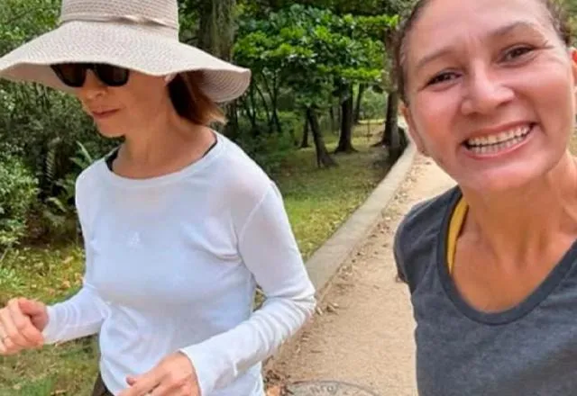 Fã encontra Fernanda Torres durante corrida e opina: “Sorriso amarelo”
