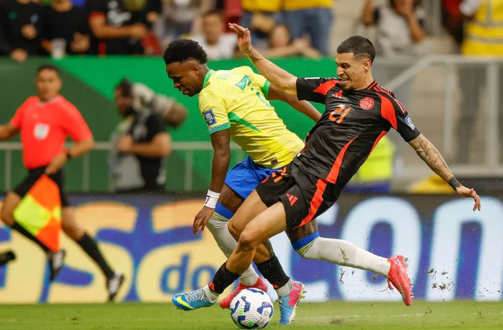 Vini Jr marca aos 53 do 2º tempo e Brasil vence a Colômbia no Mané Garrincha