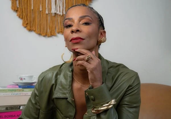 Rita Batista anuncia saída do 'Saia Justa', na GNT
