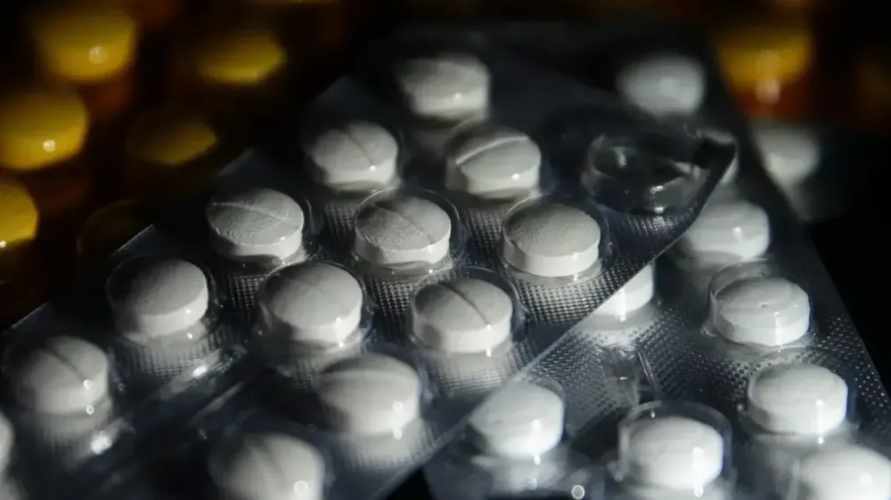 Justiça barra liberação para farmacêutico prescrever medicamento