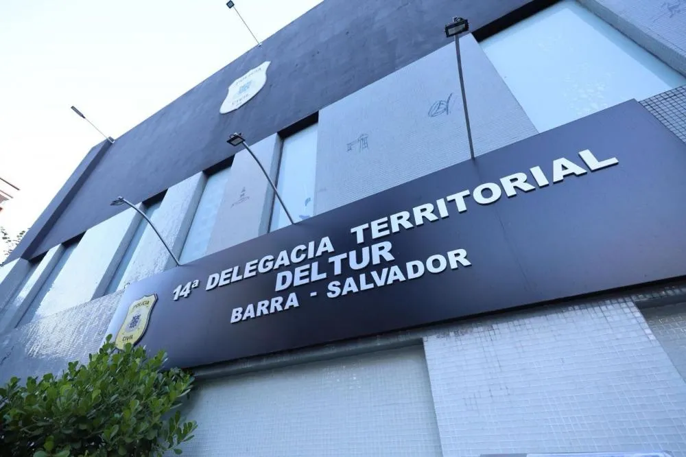 Polícia Civil identifica taxista que aplicou golpe em turista irlandês no Pelourinho