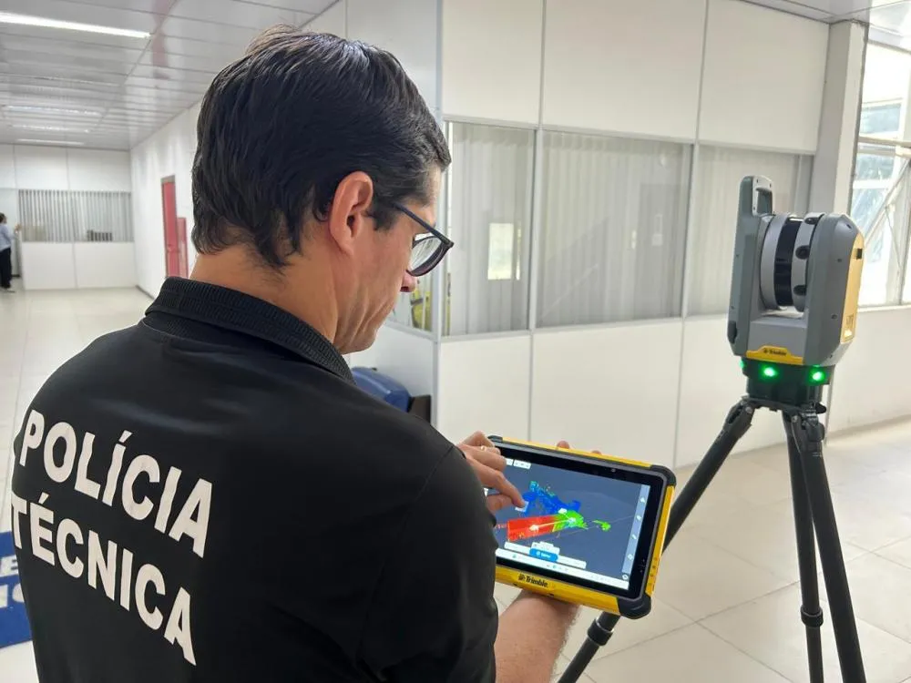 Novos equipamentos realizam varredura no local de crime