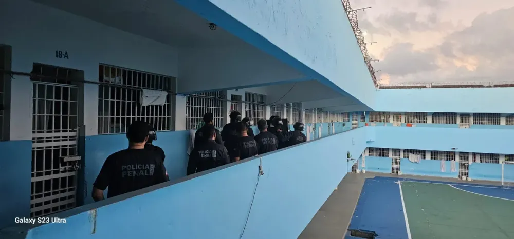Líder de facção é transferido para presídio de segurança máxima após megaoperação