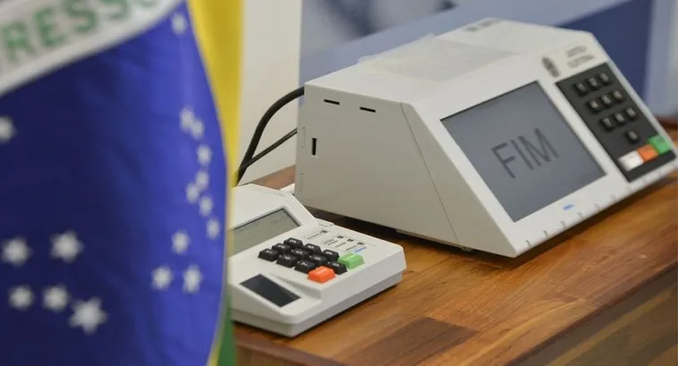Senado pode votar até junho PEC que unifica eleições e acaba com reeleição