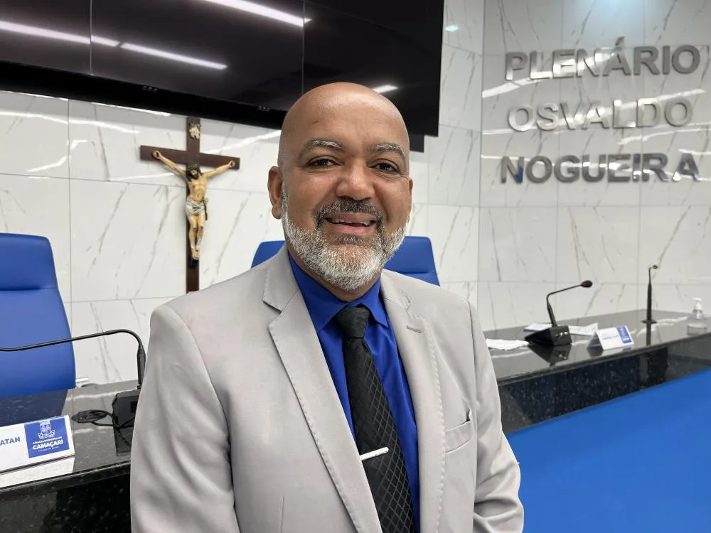 Vereador Niltinho propõe que caminhonetes, pick-ups e carros elétricos possam compor frota de táxi