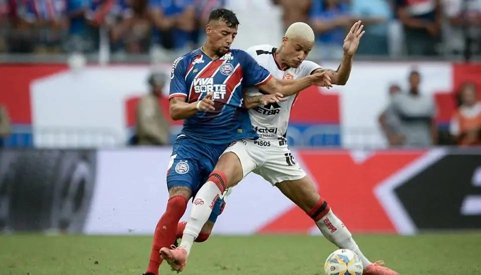 Seca de gols de atacantes é fator comum na dupla Ba-Vi